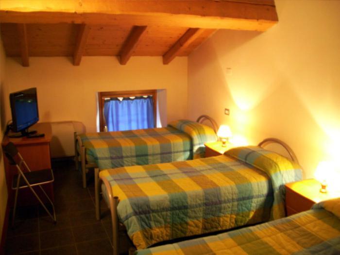 Cascina Maggia Vendégház Brescia Szoba fotó